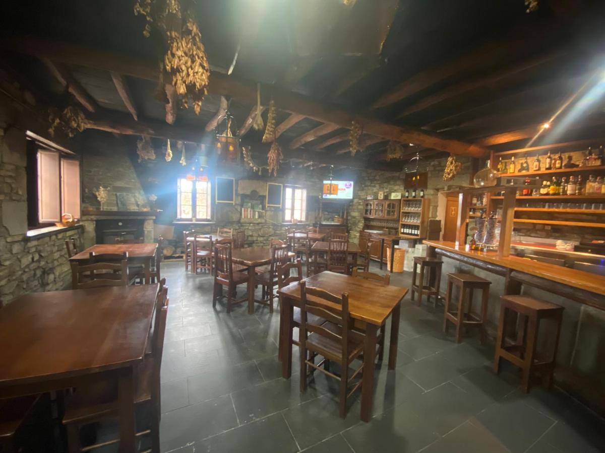 La Venta Celta Otel O Cebrero Dış mekan fotoğraf